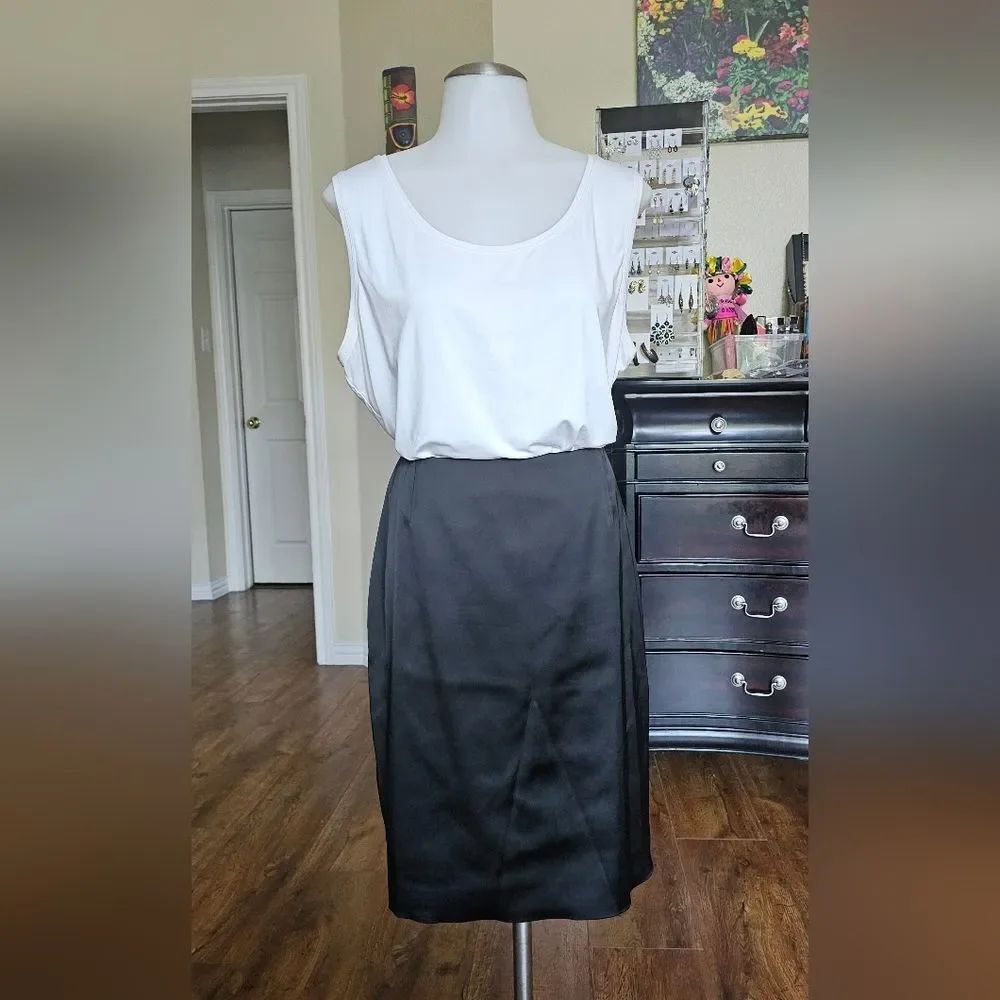 Escada Classic Black Pencil Skirt
